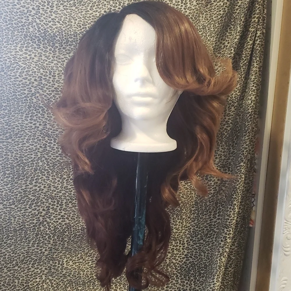 Layered Feathered Synthetic Warm Brown Synthetic Wig - Picture 2 of 7